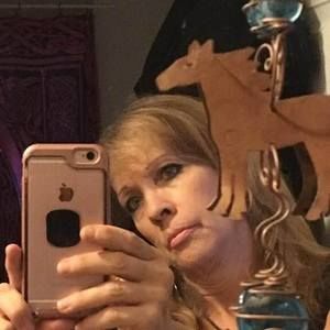 Meet your Posher, Dawne